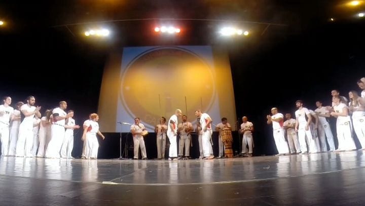 Post 10 by Tartaruga Axe Capoeira on Instagram (video)