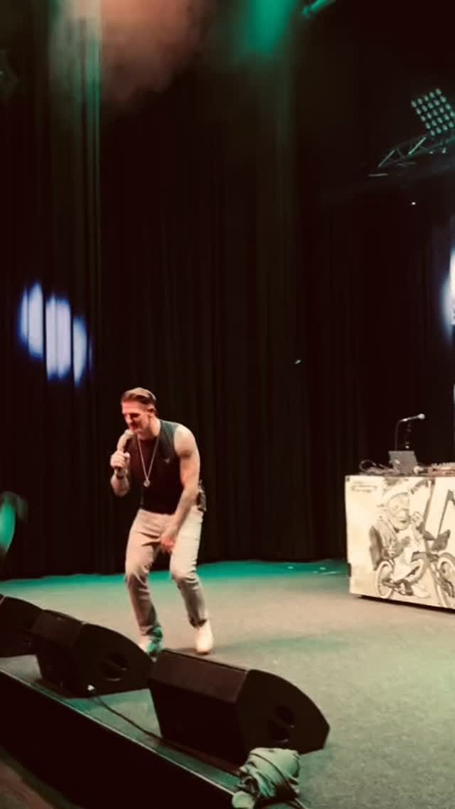 Post 4 by Rekall on Instagram (video)