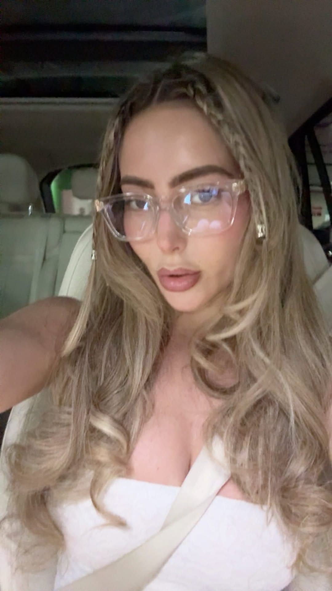 Post 4 by MODERN AESTHETIC COLLEGE on Instagram (video)