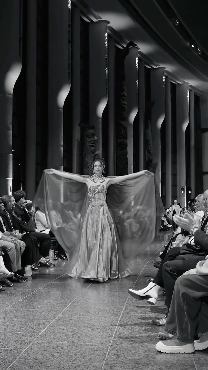 Post 1 by Richard Robinson Fashion Design Academy on Instagram (video)