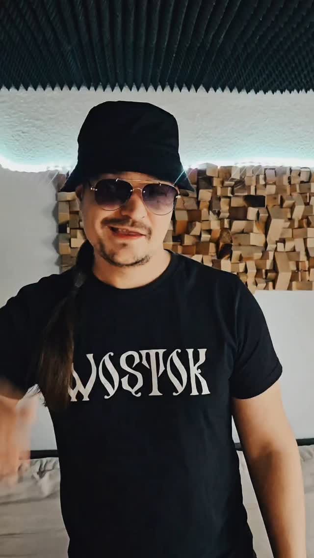 Post 3 by Vlado Vady on Instagram (video)