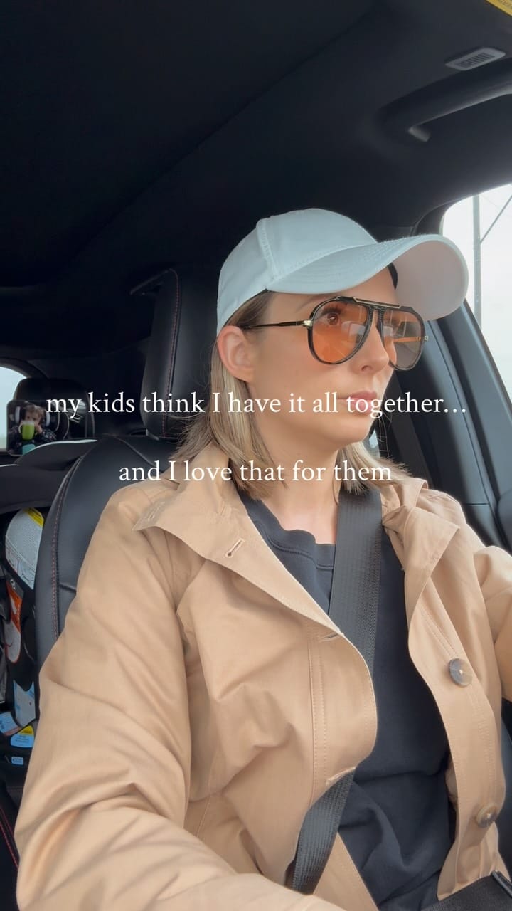 Post 4 by Ａｍａｎｄａ on Instagram (video)