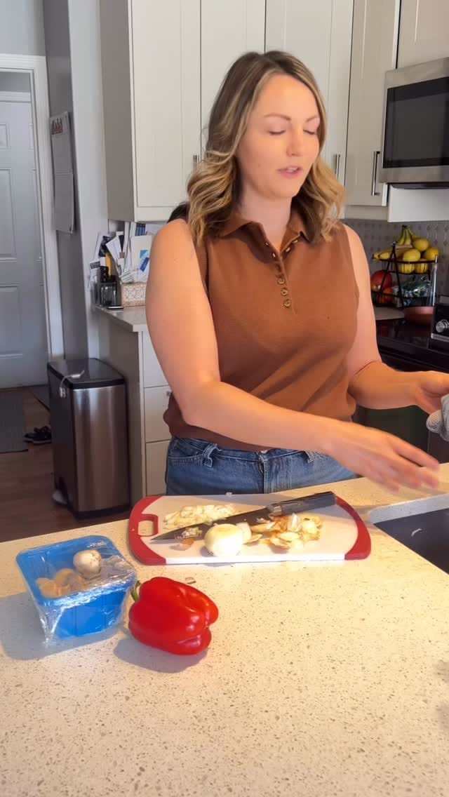 Post 7 by 𝐉𝐚𝐦𝐢𝐞 𝐁𝐞𝐫𝐤𝐞 | working mom | lifestyle | wellness on Instagram (video)