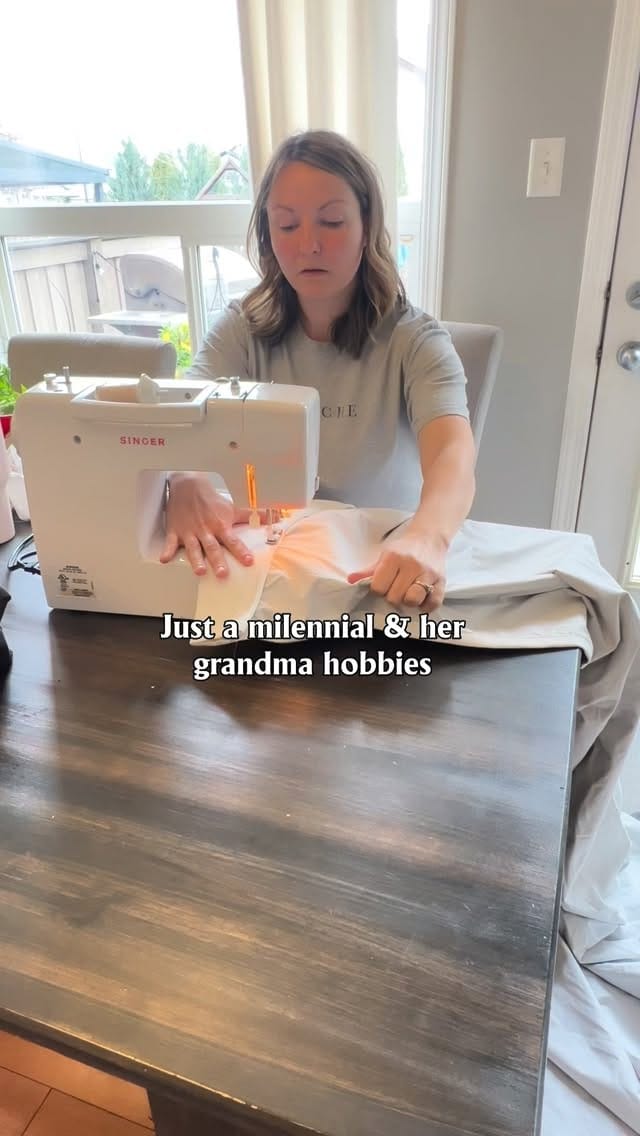 Post 4 by 𝐉𝐚𝐦𝐢𝐞 𝐁𝐞𝐫𝐤𝐞 | working mom | lifestyle | wellness on Instagram (video)