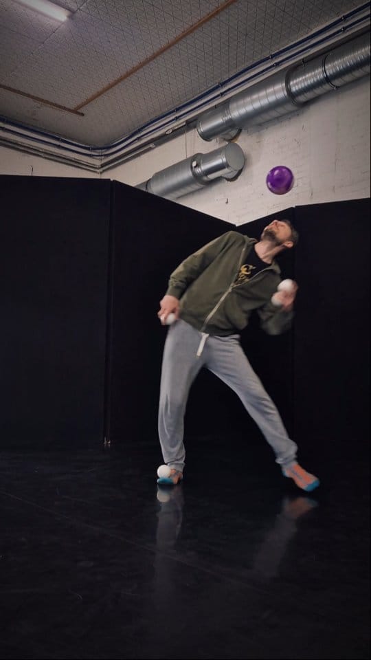 Post 6 by Stanislav Vysotskyi on Instagram (video)