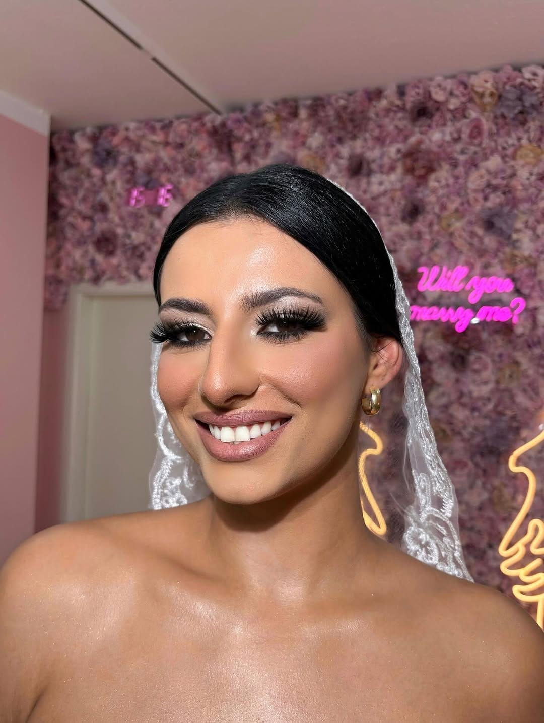 Post 5 by Brautstylistin 👰🏻‍♀️💕Für den schönsten Tag im Leben on Instagram (carousel)