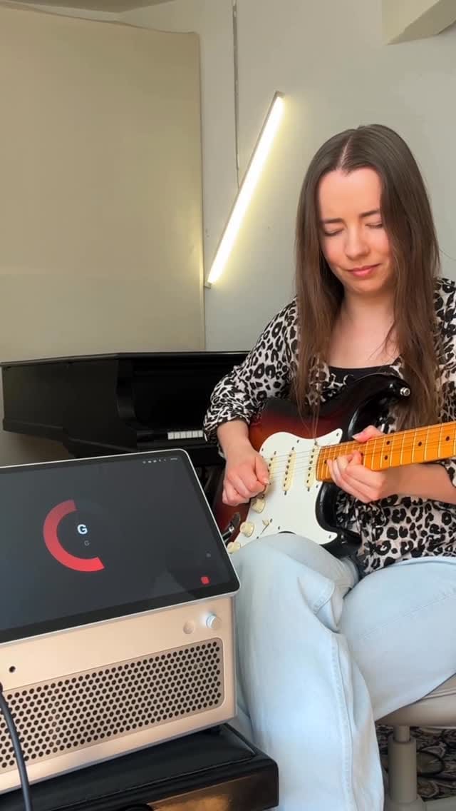 Post 6 by Julia Lange on Instagram (video)