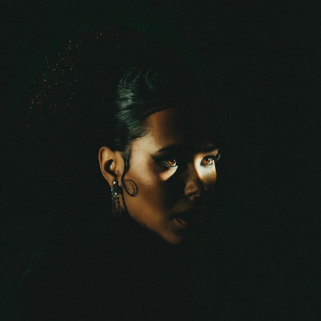 Post 10 by Charlotte Colace | Soul Singer on Instagram (image)