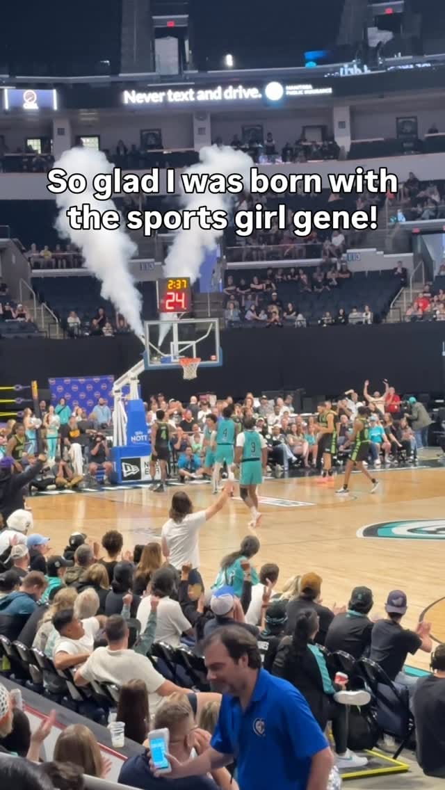 Post 1 by Leslie Nicole on Instagram (video)