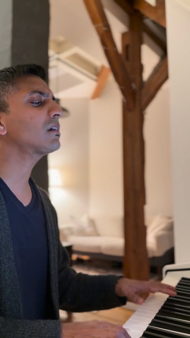 Post 7 by Niru Joel on Instagram (video)