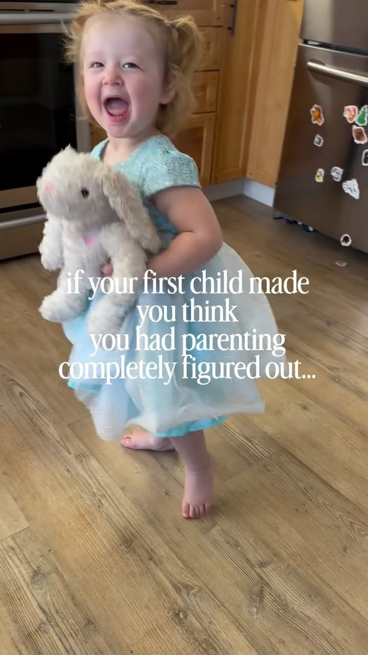 Post 4 by Chelsea Rettie on Instagram (video)