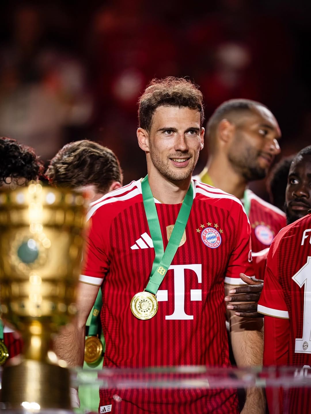 Post 3 by Leon Goretzka on Instagram (carousel)