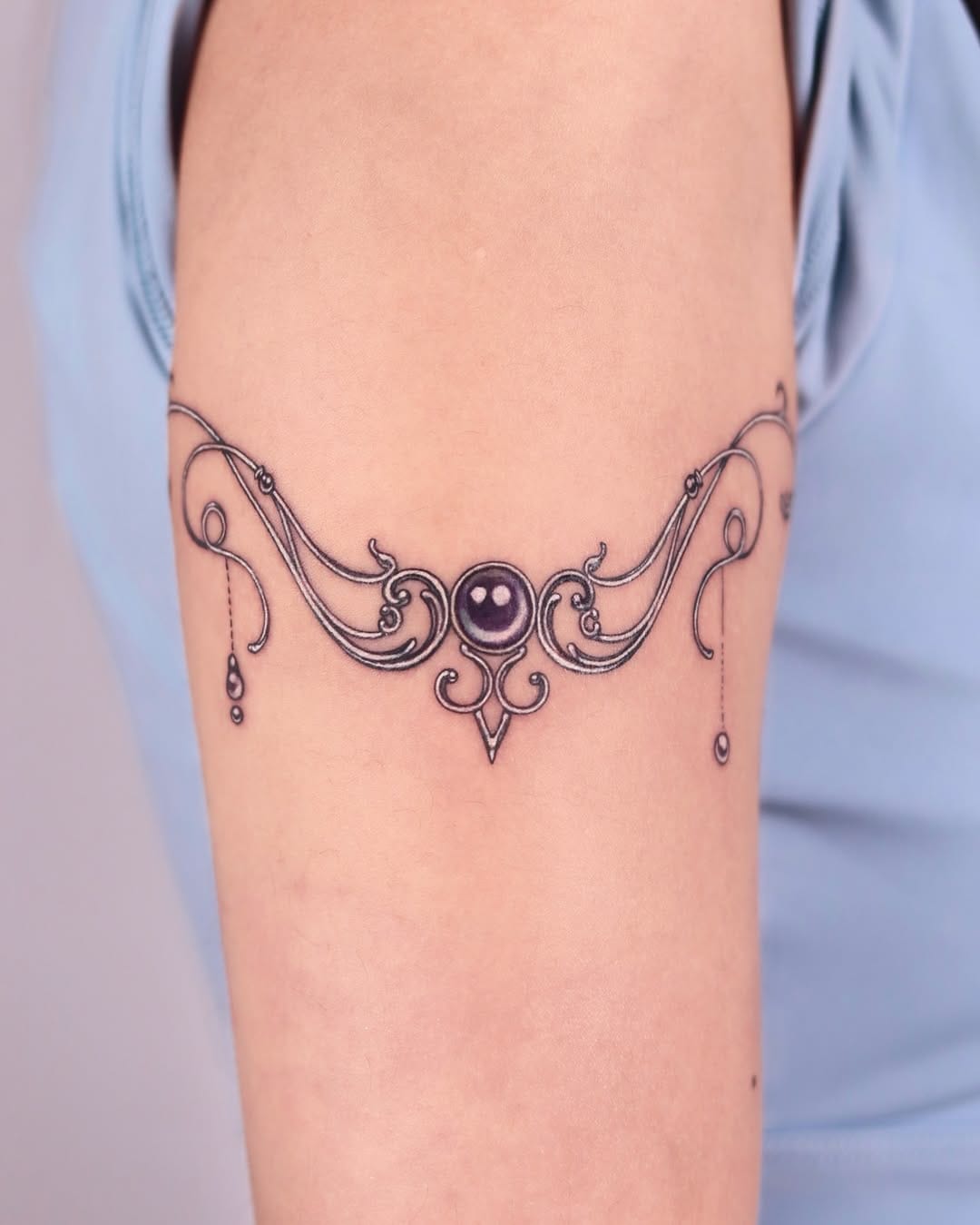 Post 9 by DANI ✧｛다니｝ on Instagram (carousel)