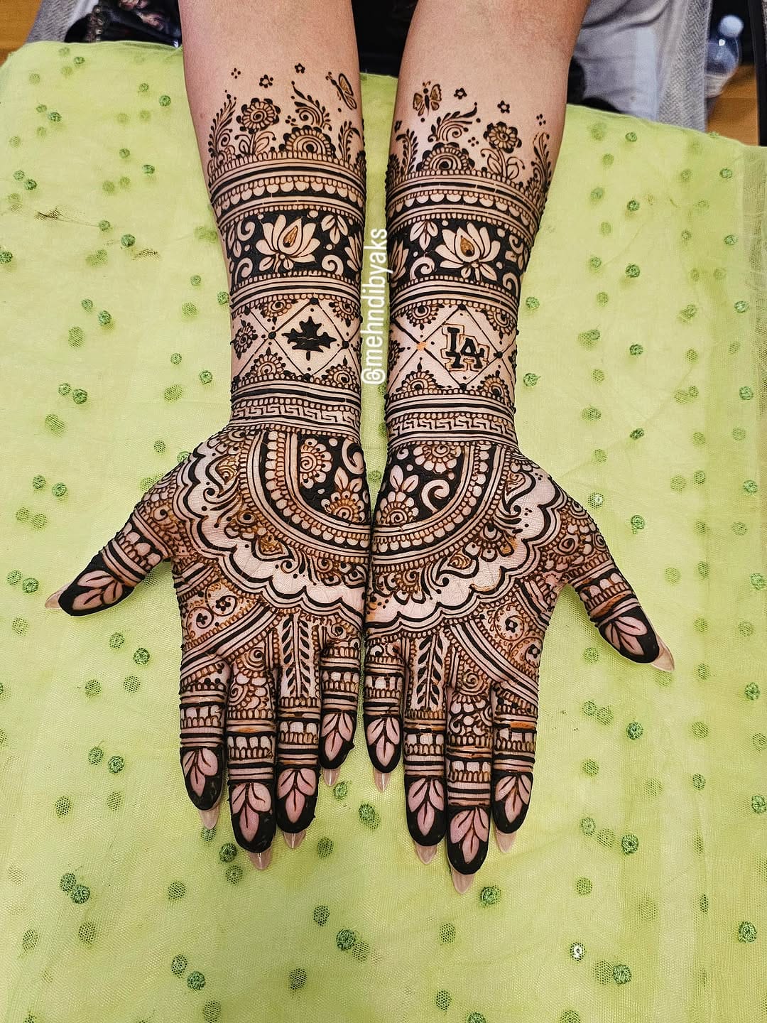 Post 6 by Toronto Henna artist on Instagram (carousel)