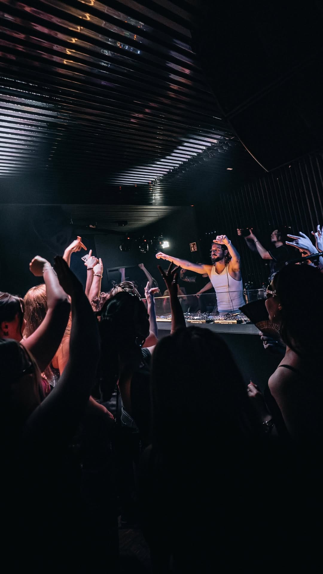 Post 8 by DJ DRECKISCH on Instagram (video)