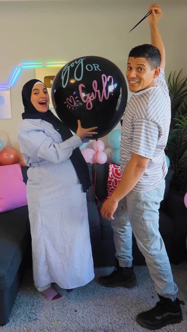 Post 2 by Hamida 🎀 حميدة on Instagram (video)