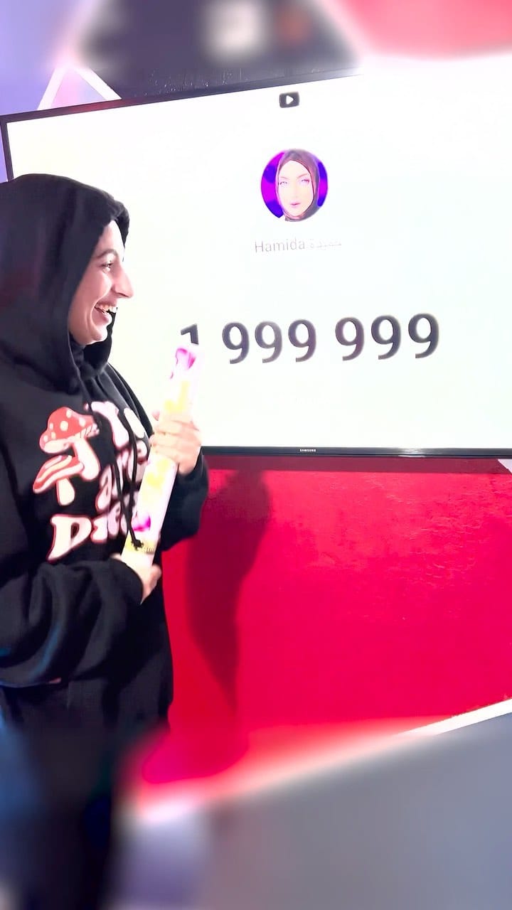 Post 9 by Hamida 🎀 حميدة on Instagram (video)