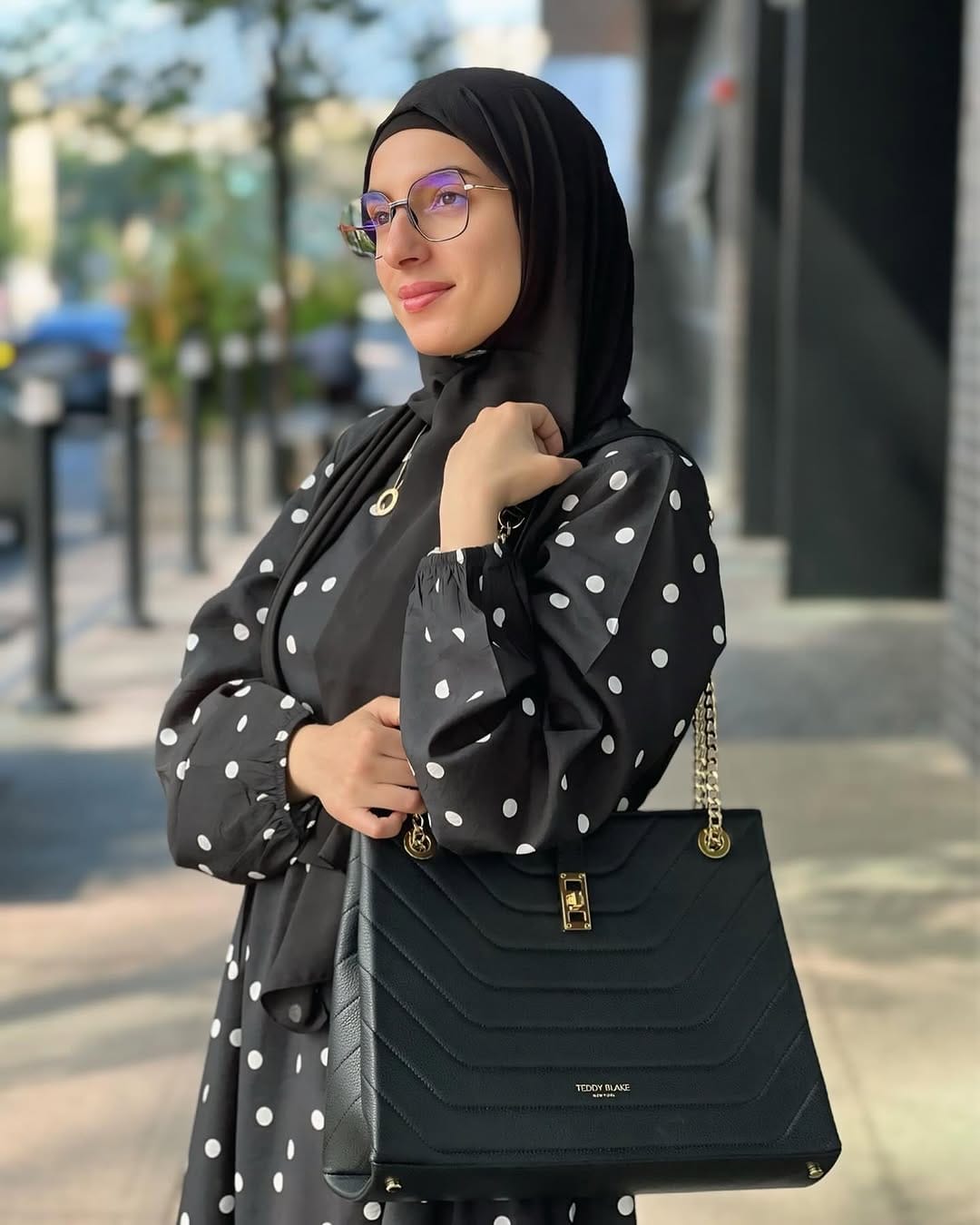 Post 4 by Hamida 🎀 حميدة on Instagram (carousel)