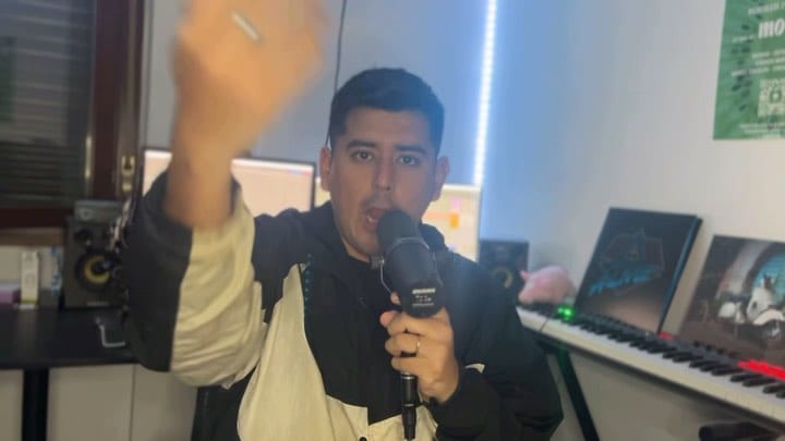Post 4 by Adel Beatbox on Instagram (video)