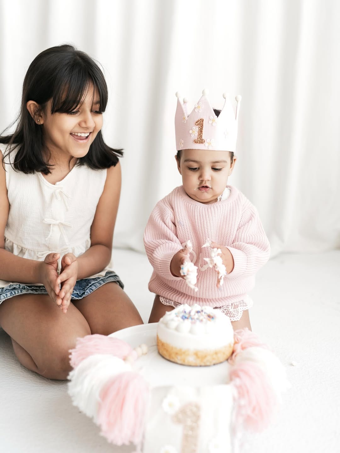 Post 1 by Toronto Family & Maternity Photographer on Instagram (carousel)