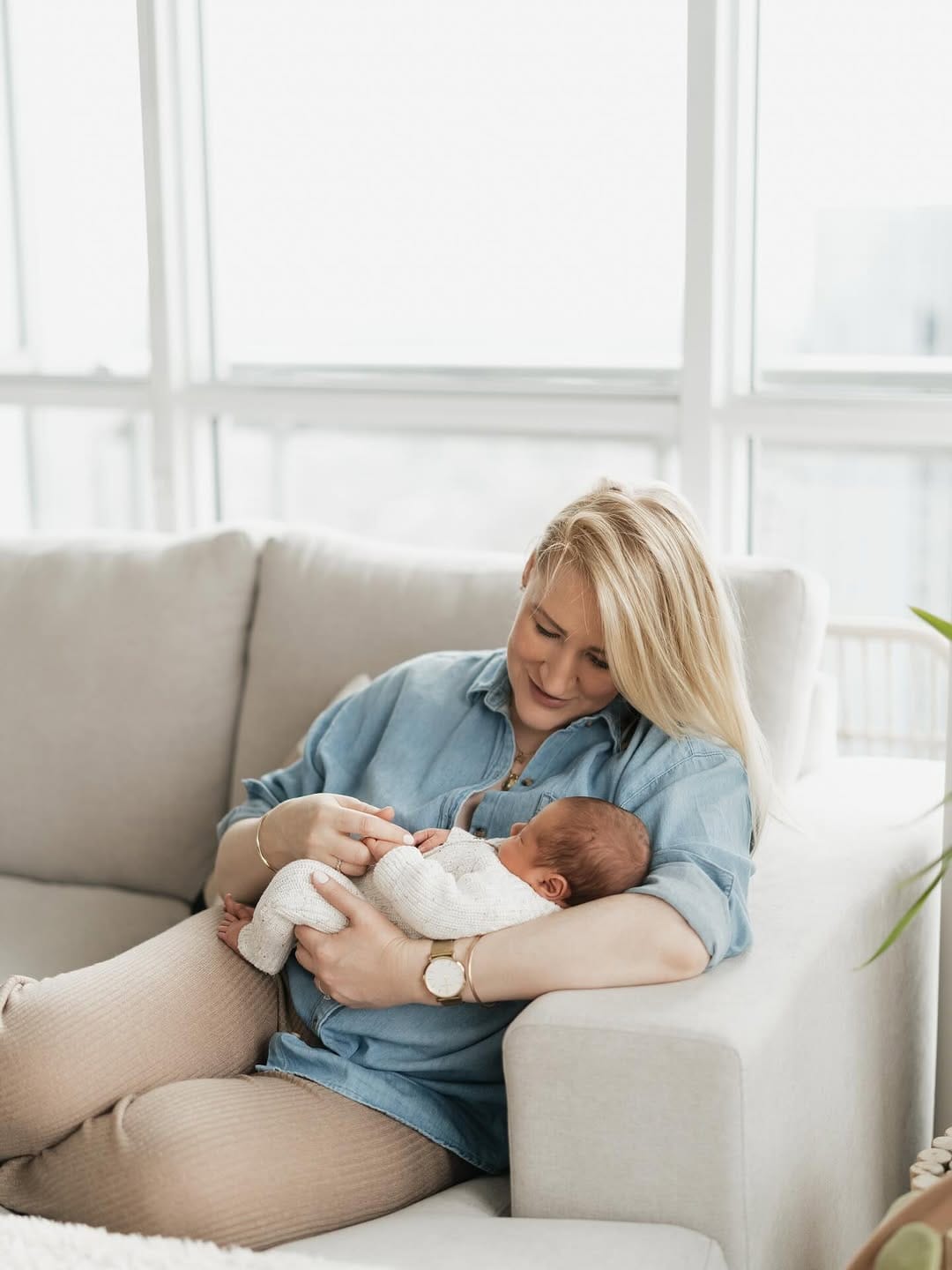 Post 3 by Toronto Family & Maternity Photographer on Instagram (carousel)