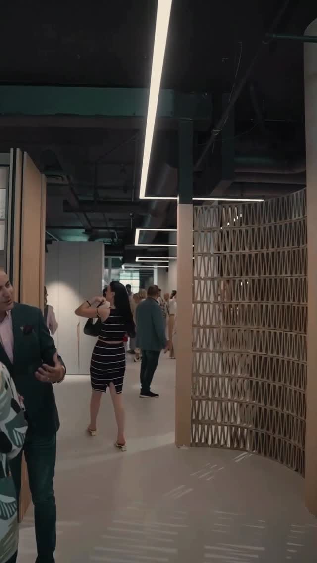 Post 7 by Soheil Kahkeshani on Instagram (video)