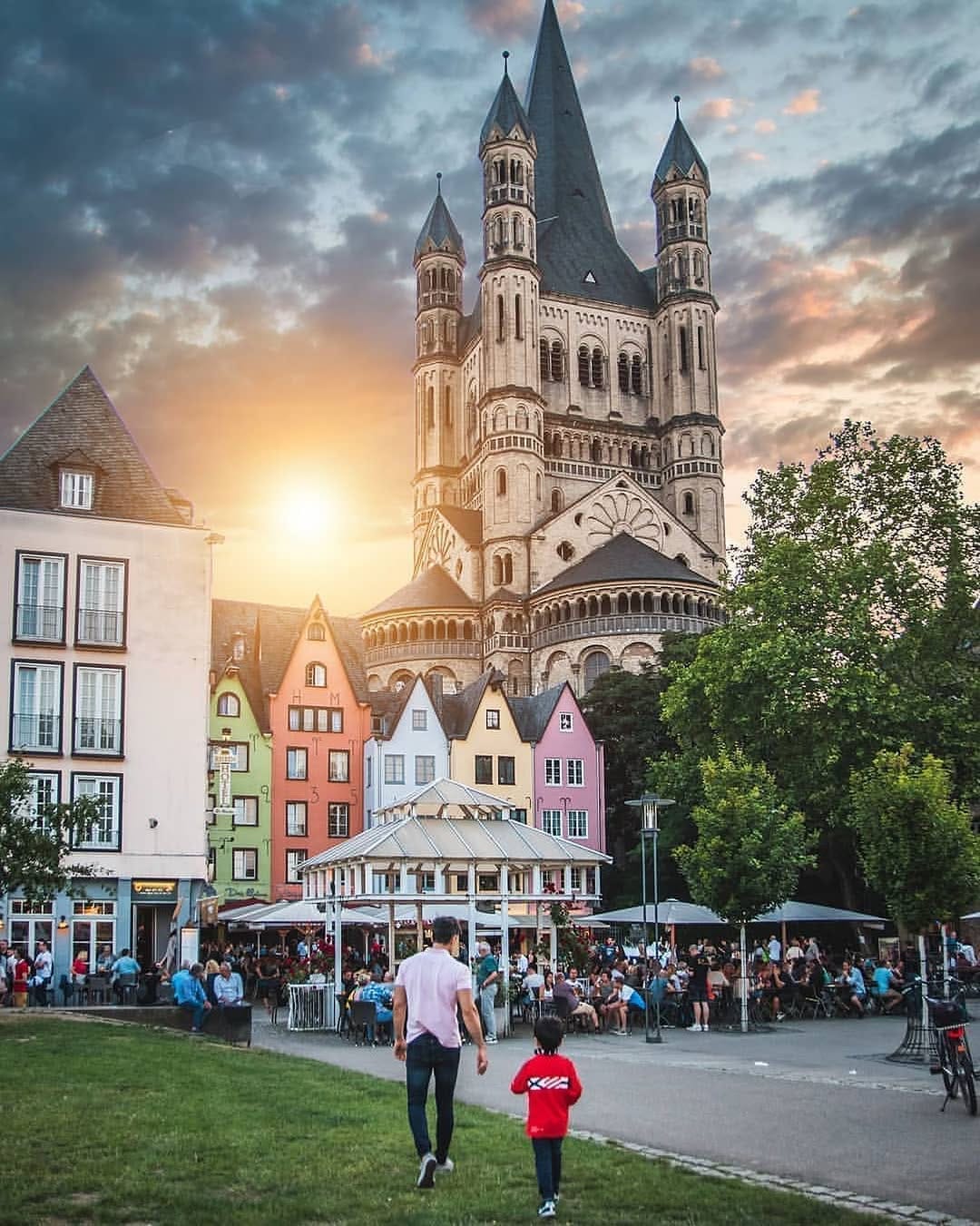 Post 3 by Cologne - Köln on Instagram (image)