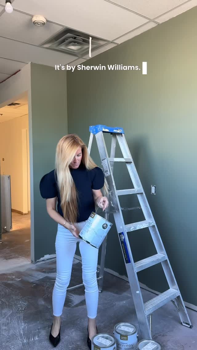 Post 2 by Dvira Ovadia on Instagram (video)