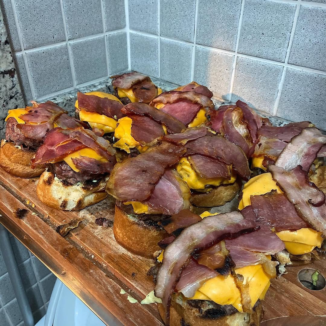 Post 4 by Xirú Burger on Instagram (image)