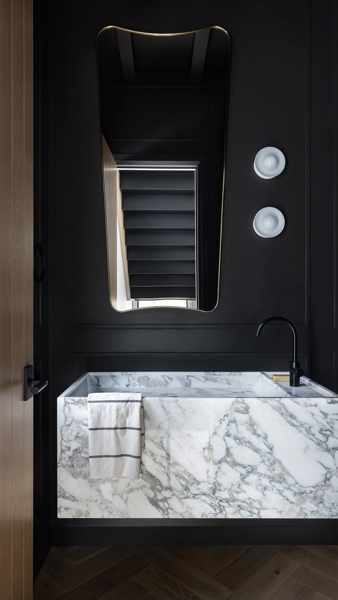 Post 6 by Jaclyn Peters Design on Instagram (video)