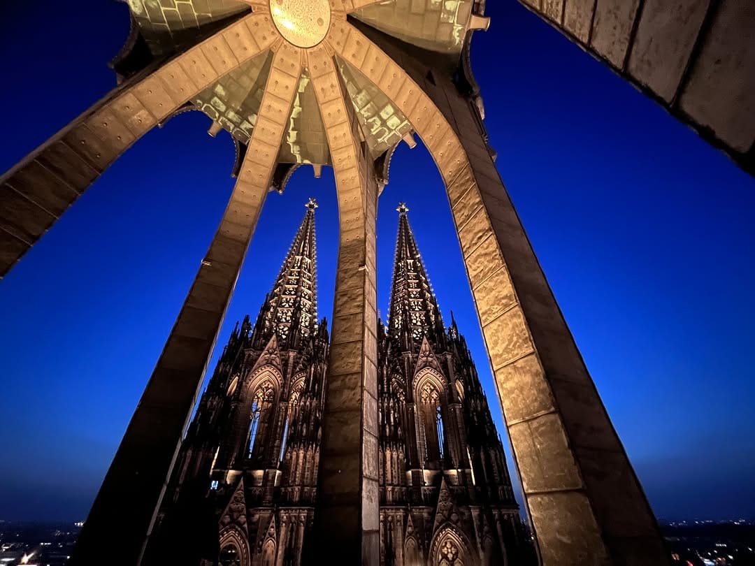 Post 8 by Kölner Dom - Cologne Cathedral on Instagram (image)