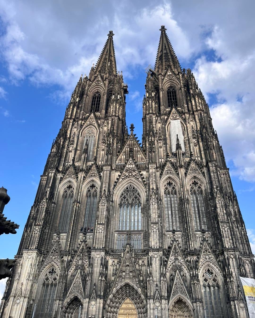 Post 5 by Kölner Dom - Cologne Cathedral on Instagram (image)