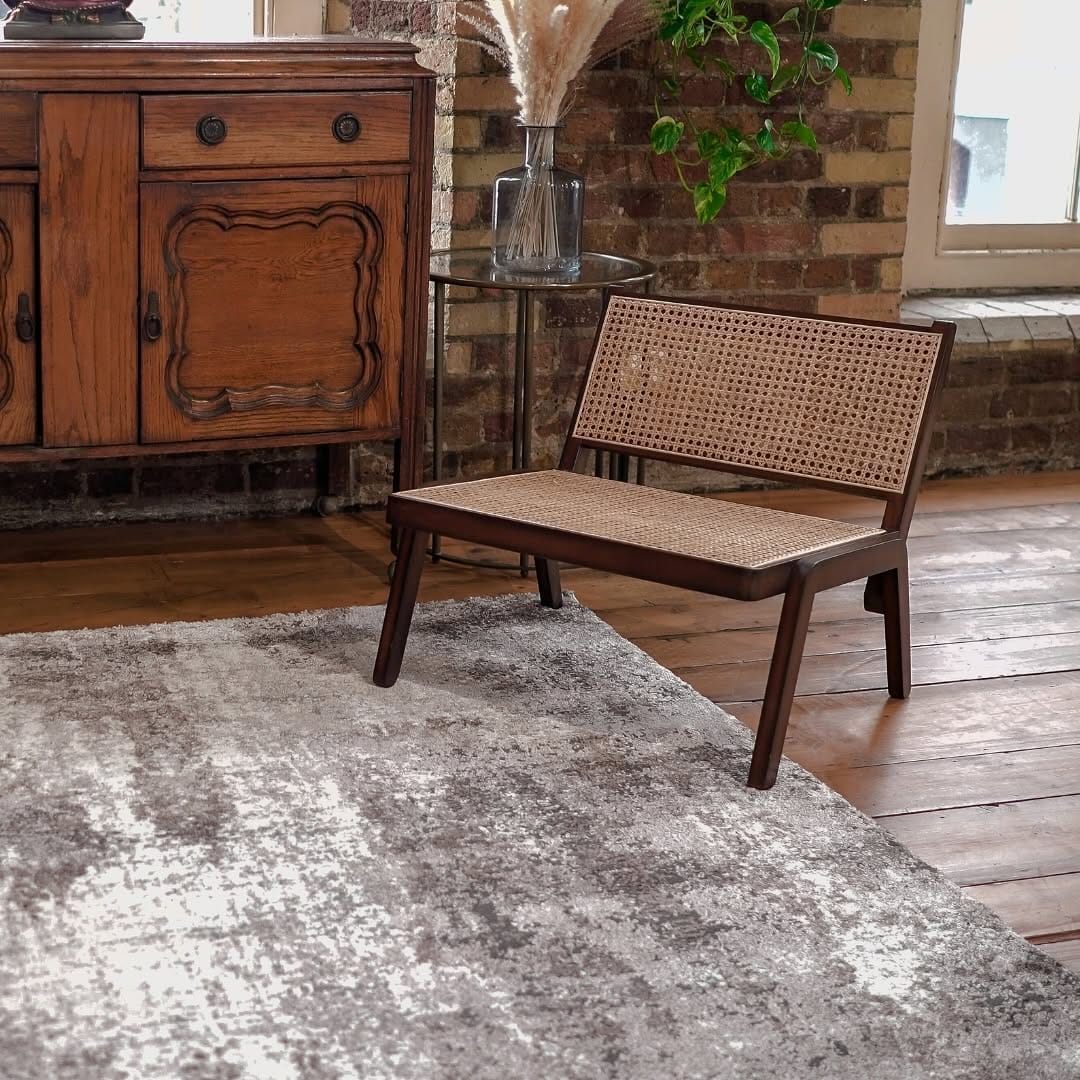 Post 8 by The Rugs Outlet Canada l Rugs & Home Decor on Instagram (image)