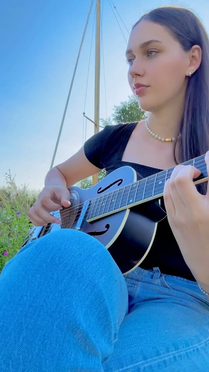 Post 9 by Josie Stickdorn on Instagram (video)