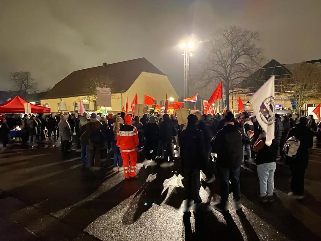 Post 8 by Sanitätsgruppe Süd-West e.V. on Instagram (carousel)
