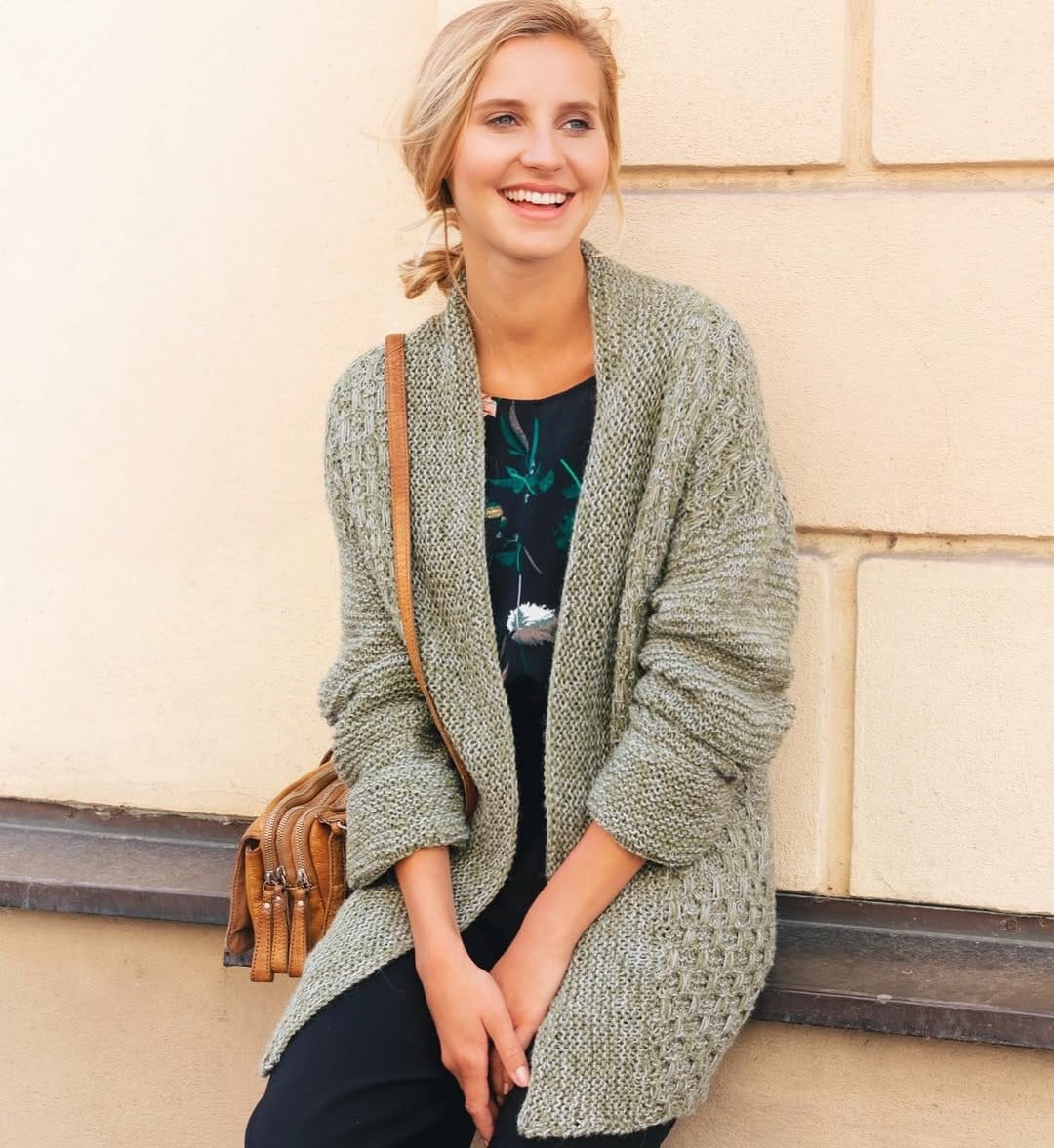 Post 5 by stricken & häkeln Magazin on Instagram (carousel)