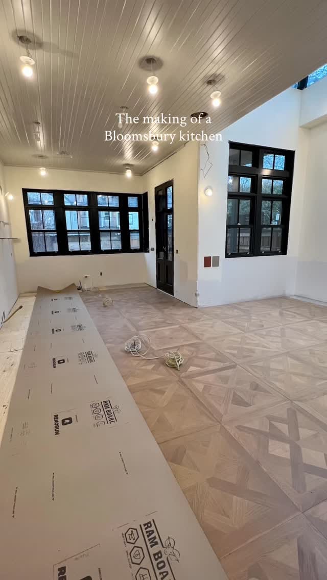Post 1 by Bloomsbury Kitchens & Fine Cabinetry on Instagram (video)