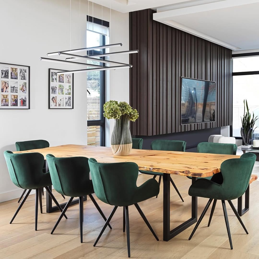 Post 7 by Day Custom Homes on Instagram (image)