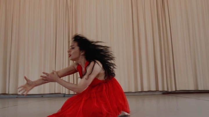 Post 10 by SONIA BARTUCCELLI-DANCE-BERLIN on Instagram (carousel)