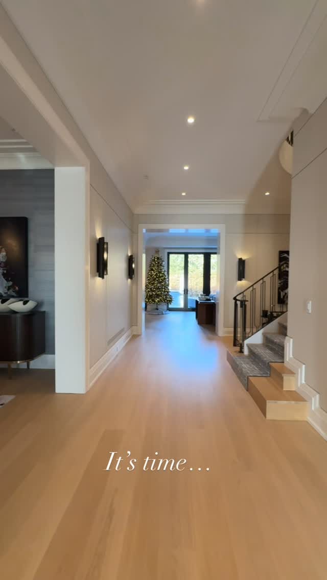 Post 7 by Ariel Muller Designs on Instagram (video)