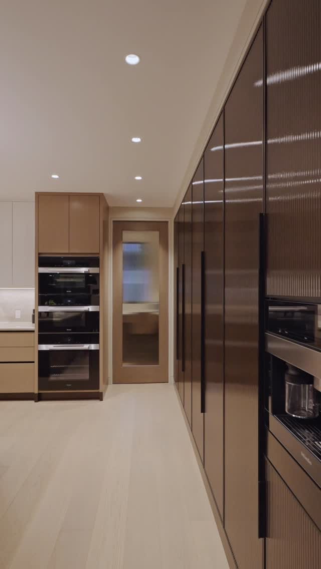 Post 6 by Ariel Muller Designs on Instagram (video)