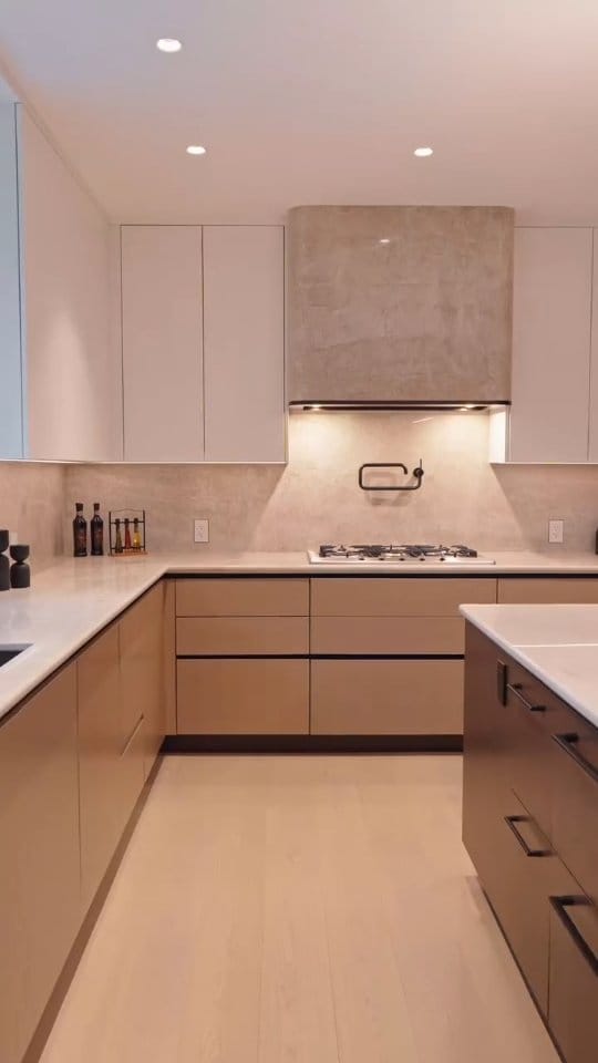 Post 8 by Ariel Muller Designs on Instagram (video)