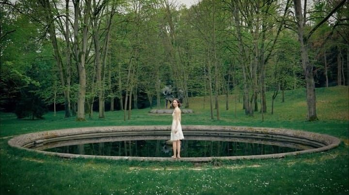 Post 9 by DARINA on Instagram (video)