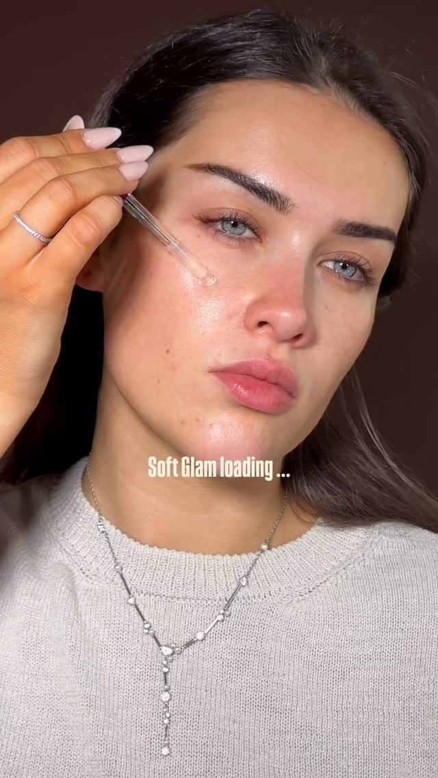 Post 8 by Malin Dorell · Makeup Artist on Instagram (video)