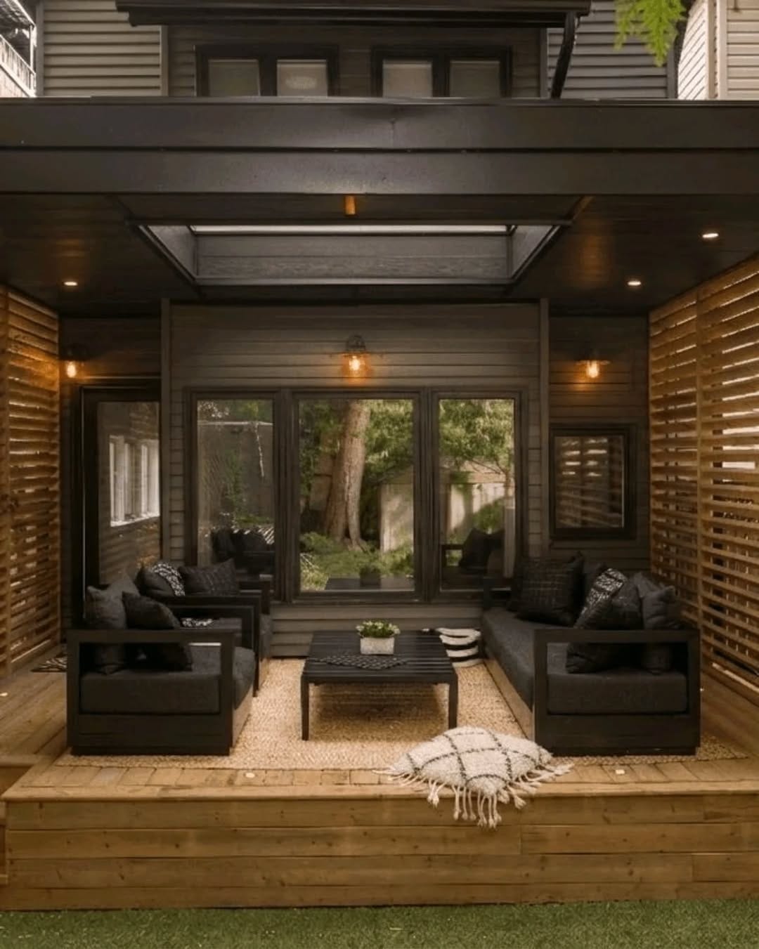 Post 9 by Casualife Outdoor Living on Instagram (carousel)