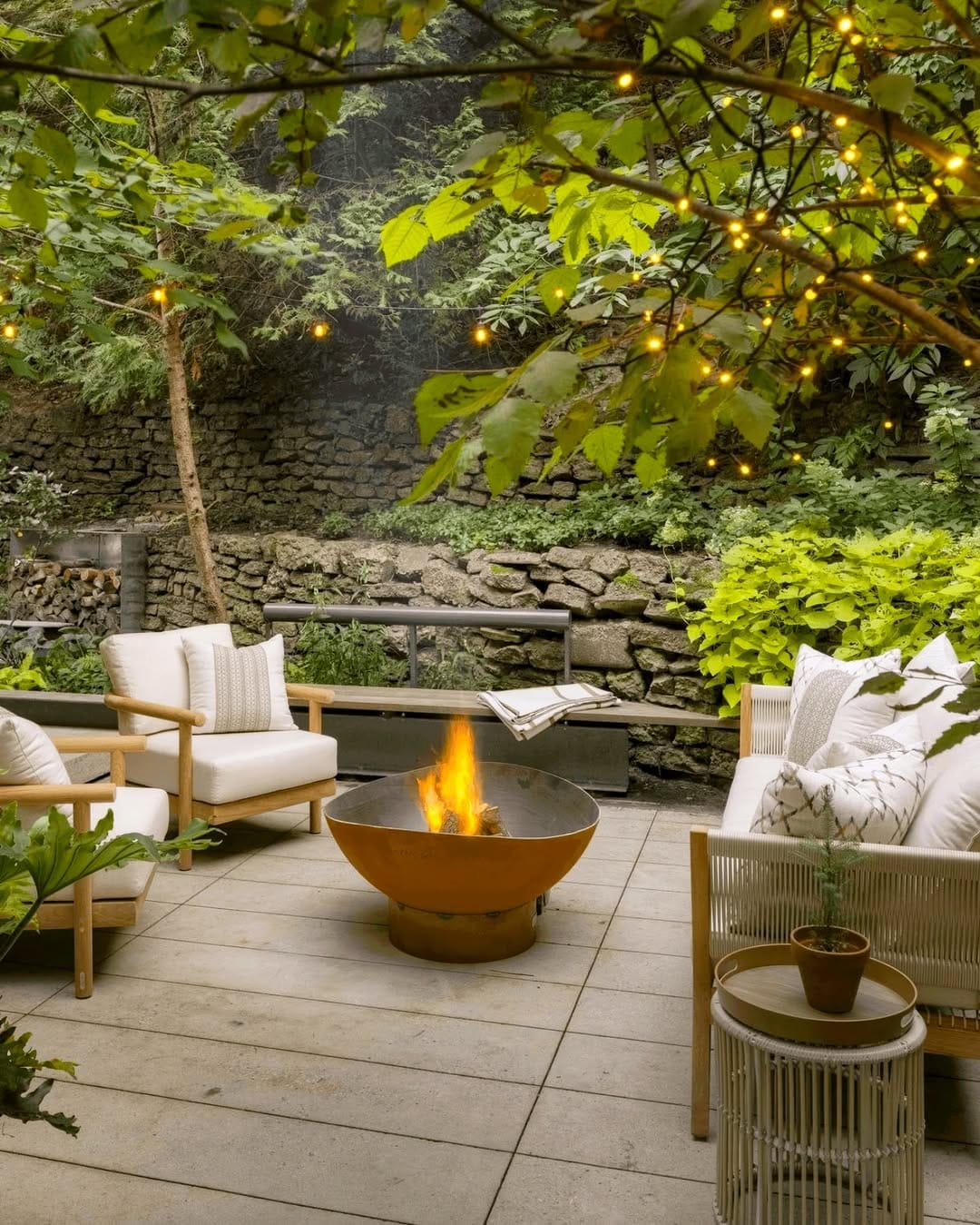 Post 7 by Casualife Outdoor Living on Instagram (carousel)