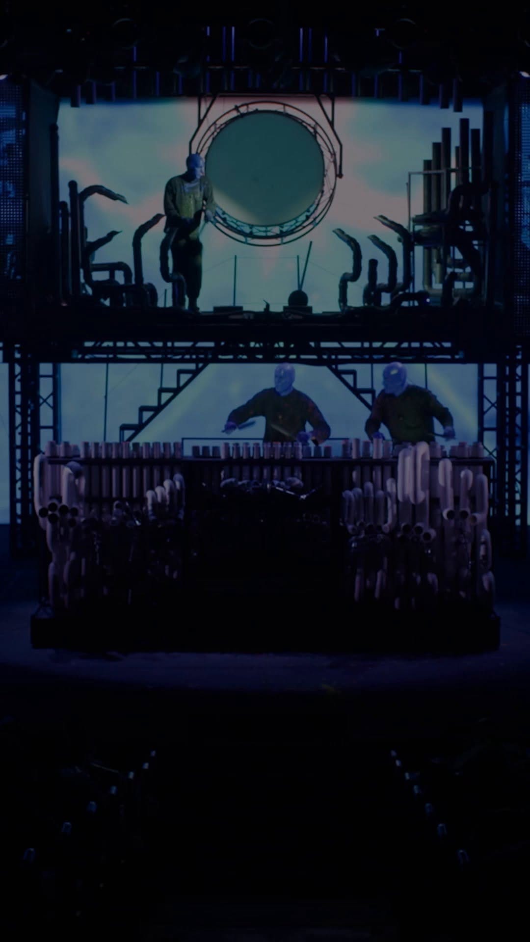 Post 9 by BLUE MAN GROUP BERLIN on Instagram (video)