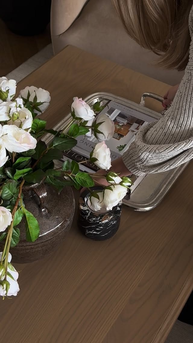 Post 4 by Annie & Flora Market on Instagram (video)