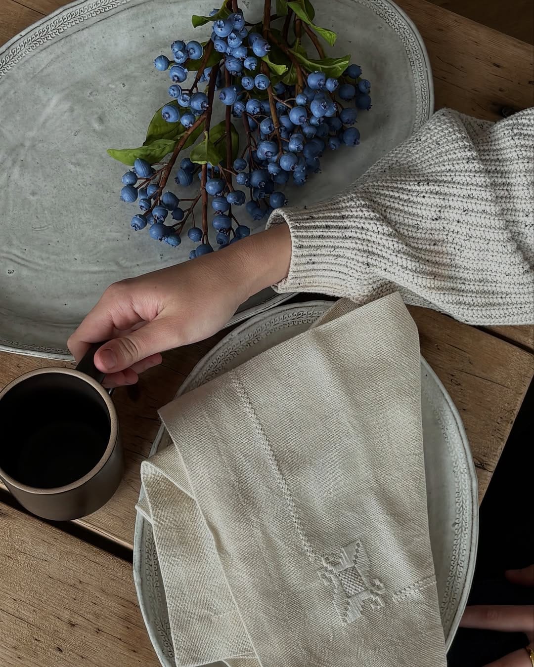 Post 6 by Annie & Flora Market on Instagram (carousel)