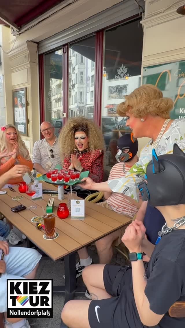 Post 3 by Margot Schlönzke on Instagram (video)